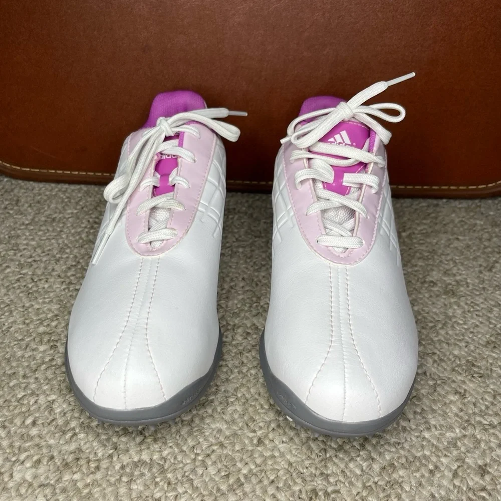 NWOT Adidas golf shoes